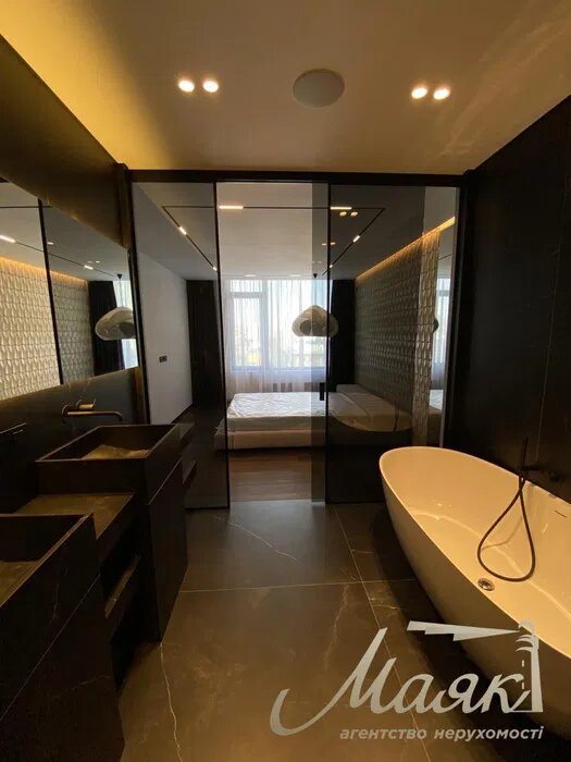 У Києві здають в оренду &quot;ексклюзивну&quot; квартиру за 200 тисяч на місяць: у чому її унікальність (фото)